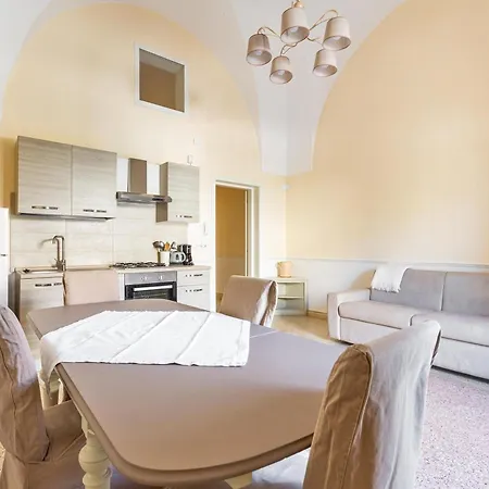 Dimora Le Tre Muse Guesthouse Lecce Exterior photo