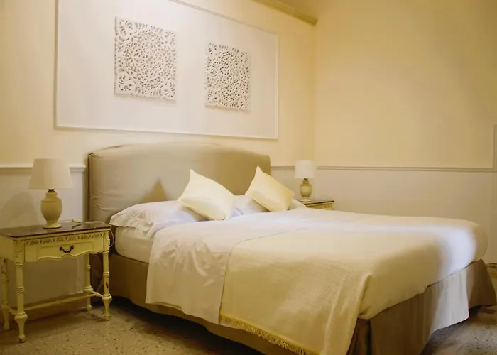 Dimora Le Tre Muse Guesthouse
