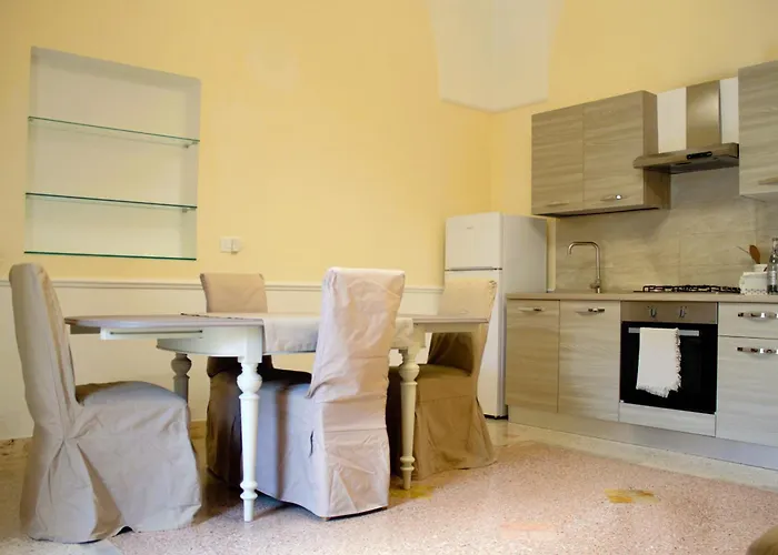 Dimora Le Tre Muse Guesthouse